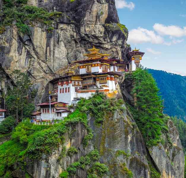 Spirit of Bhutan Tour